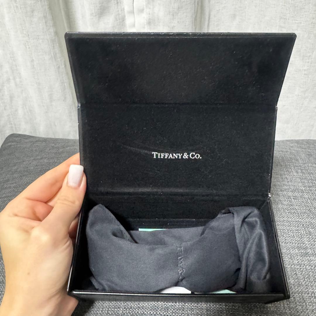 Tiffany & Co. サングラス ブラウン