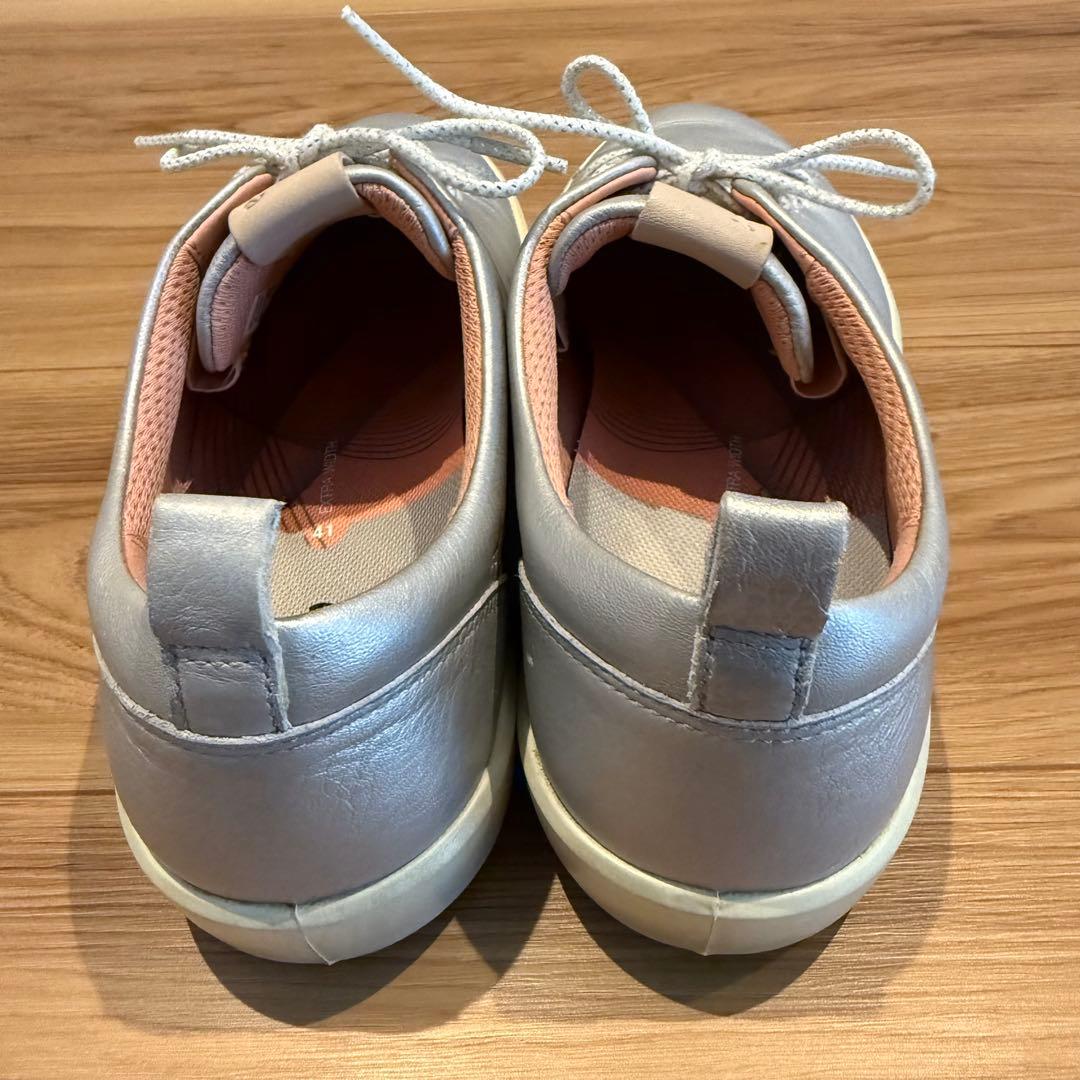 ecco エコー スパイクレス ゴルフシューズ シルバー系 41
