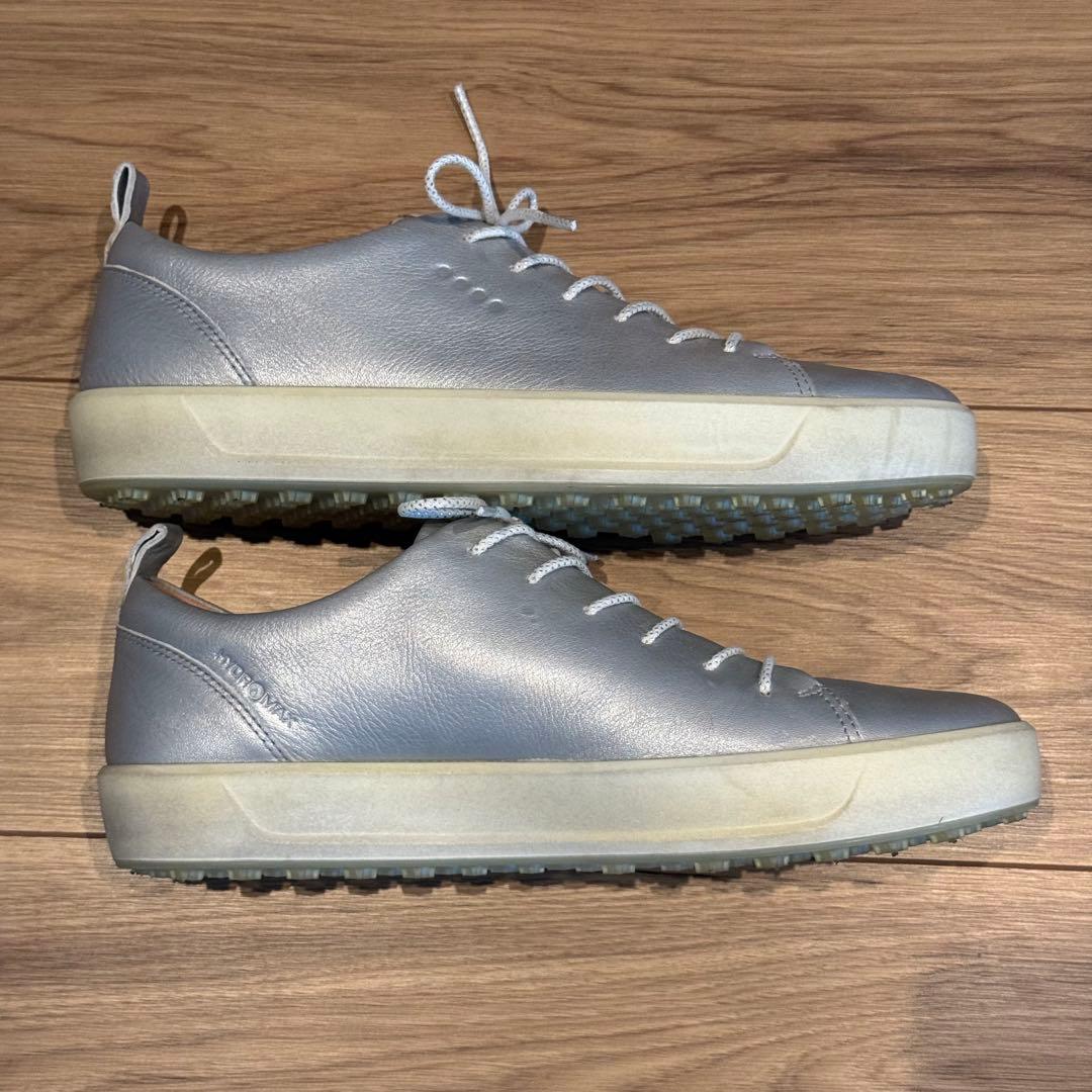 ecco エコー スパイクレス ゴルフシューズ シルバー系 41
