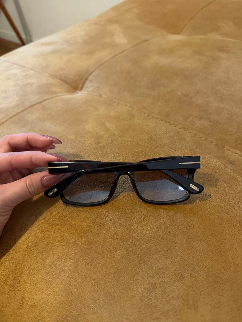 TOMFORDサングラス