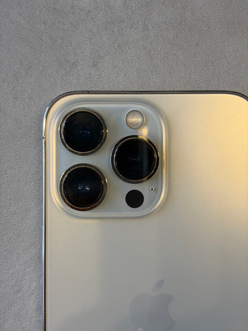iPhone13Pro ゴールド 本体 充電ケーブル付き