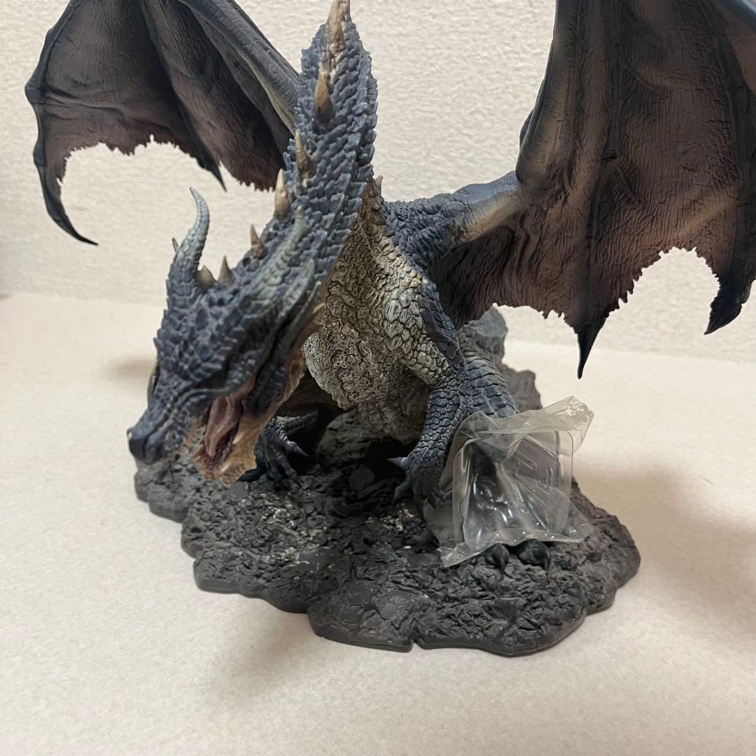 黒龍ミラボレアス カプコンフィギュアビルダー クリエイターズモデル CFB