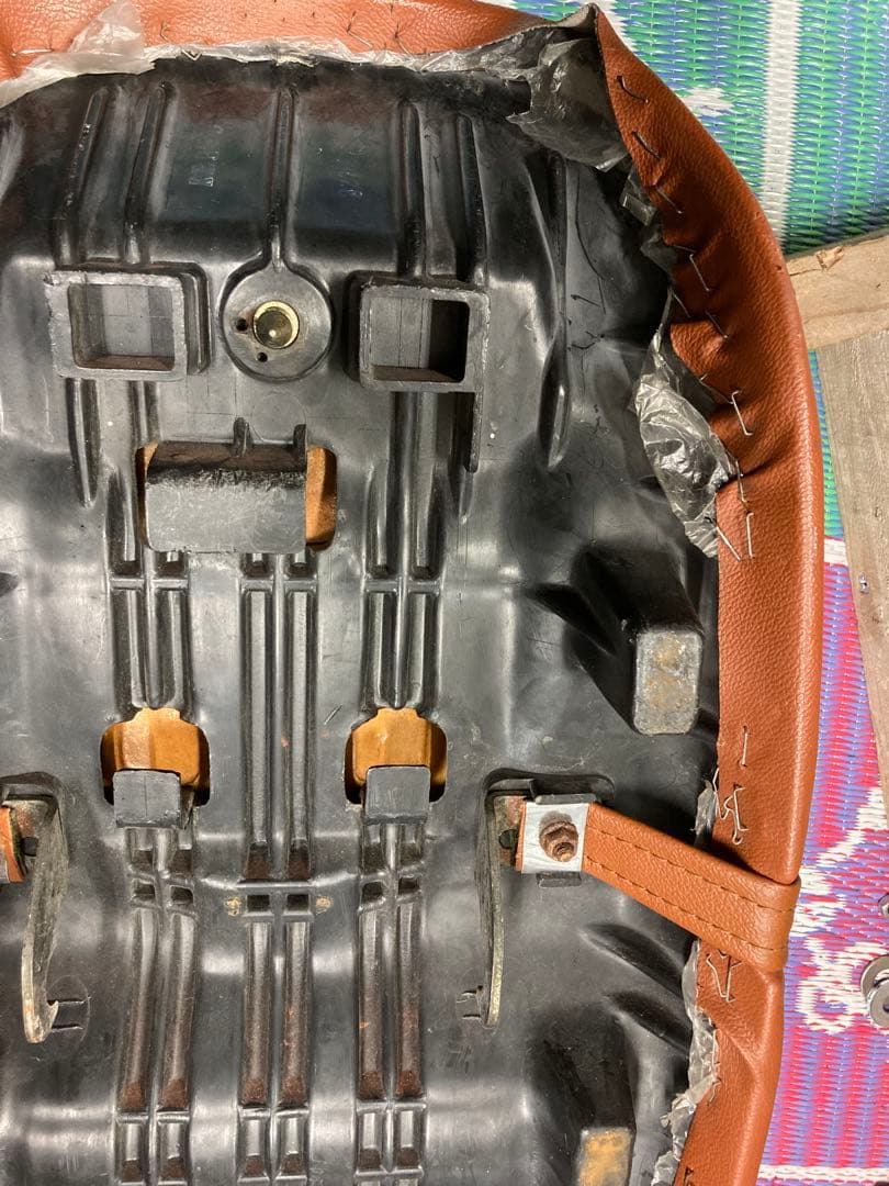 HONDA ジェイド250 シート