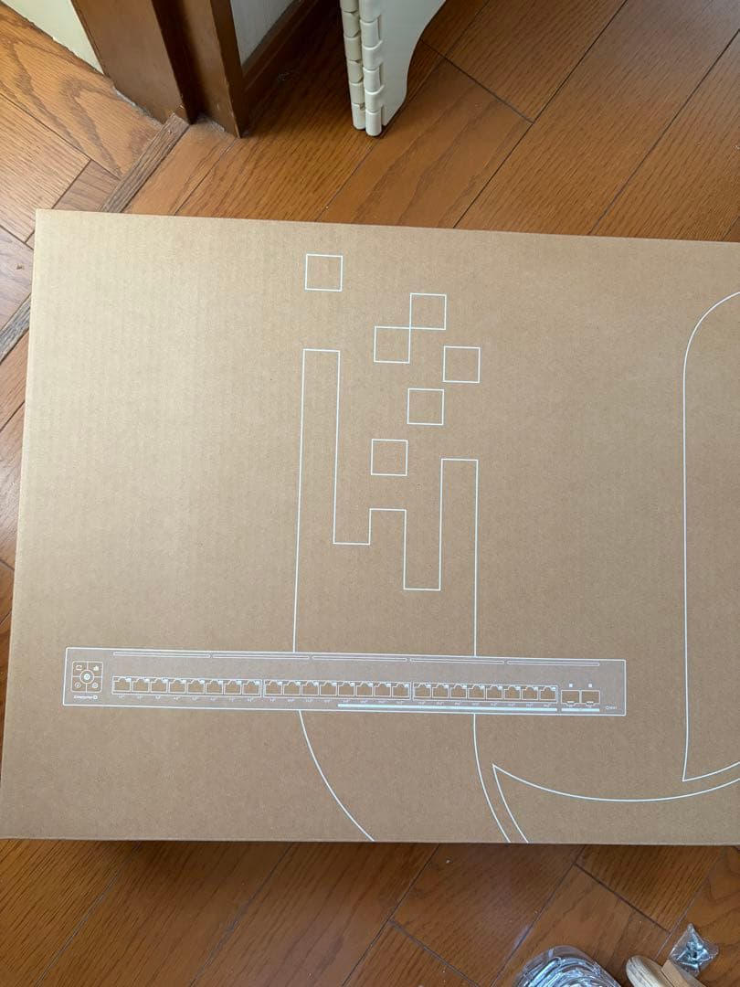 新品 Ubiquiti Unifi Enterprise 24 PoEスイッチ