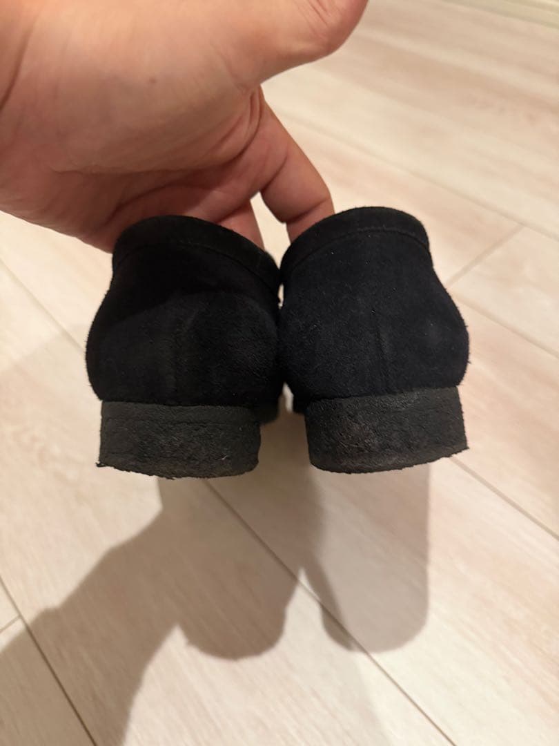 0*i様 Clarks ワラビーローファー　ブラックスエード27.5cm UK9