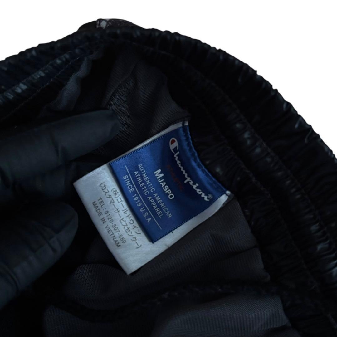 Champion ナイロンセットアップ　H007