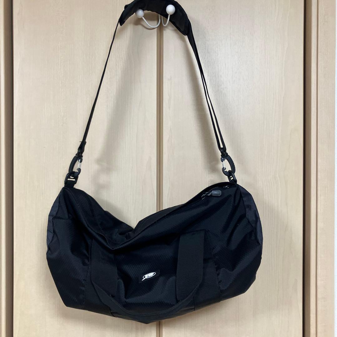レア？STUSSY CLASSIC ブラック ドラムバッグ
