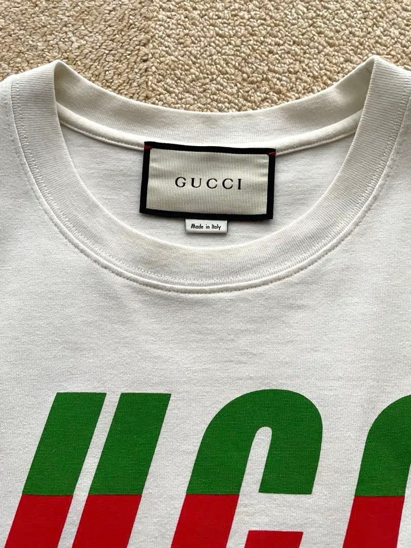 GUCCI ロゴ Tシャツ ホワイト