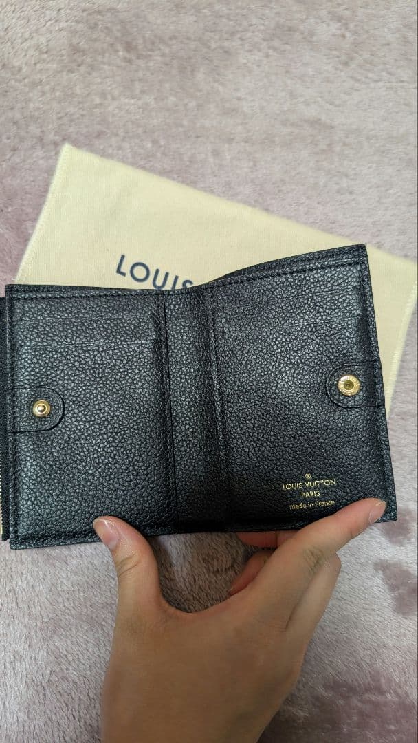 LOUIS VUITTON 二つ折り財布 ポルトフォイユリサ