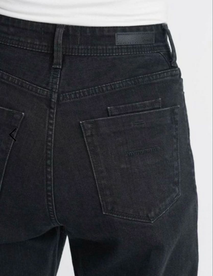 YANUK ボーイズストレート LEA 21 OBK ブラック　黒　ヤヌーク