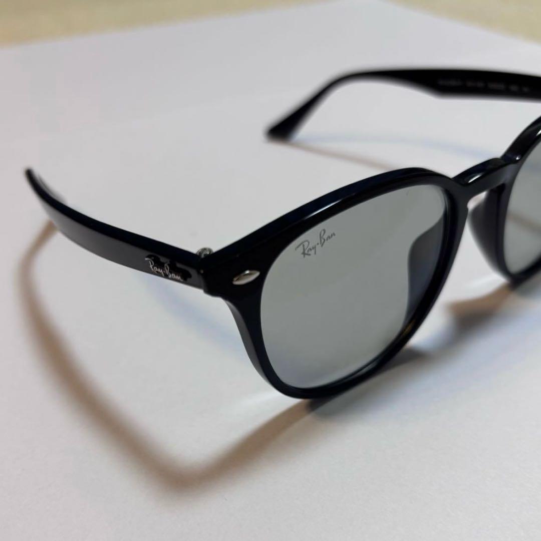 大人気モデル⭐︎ RayBan レイバン RB4258F ライトグレー