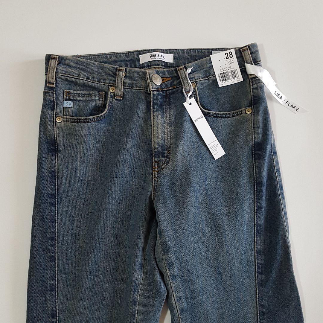 新品 タグ付き サムシング LISA FLARE SKY31 デニムパンツ 28
