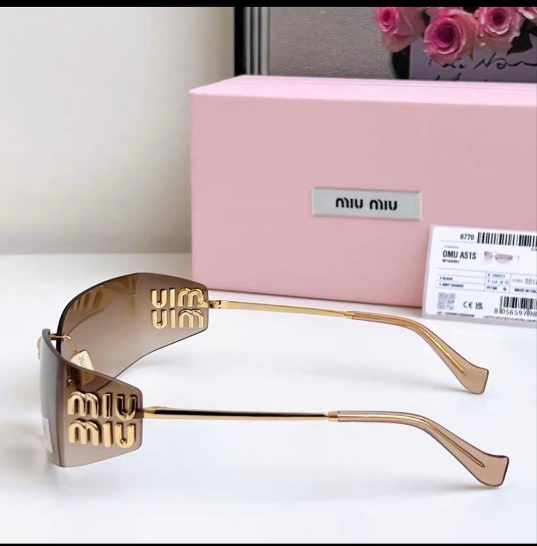 ほぼ新品　miu miu ブラウン サングラス