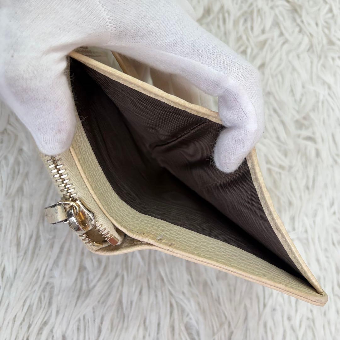 美品✨GUCCI 二つ折り財布　コンパクトジップ　GGキャンバス　ホワイト