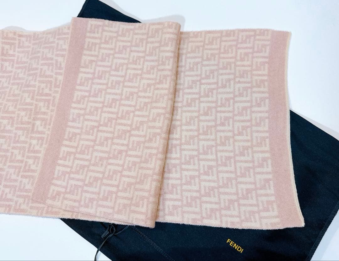 フェンディ FENDI ズッカ柄マフラー ベージュ ピンク 総柄