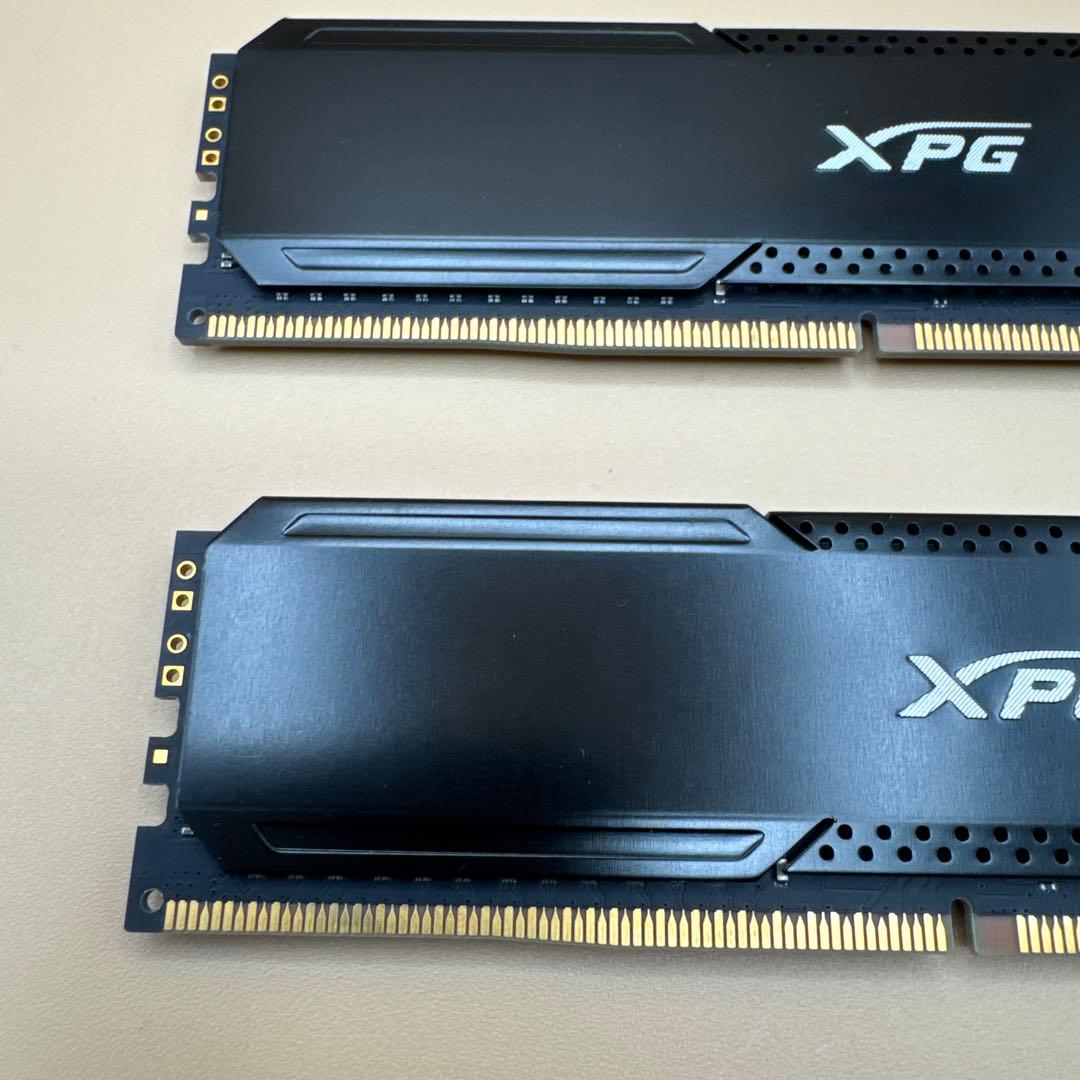 XPG DDR4 8GB x 2 3200MHz デスクトップ用メモリ