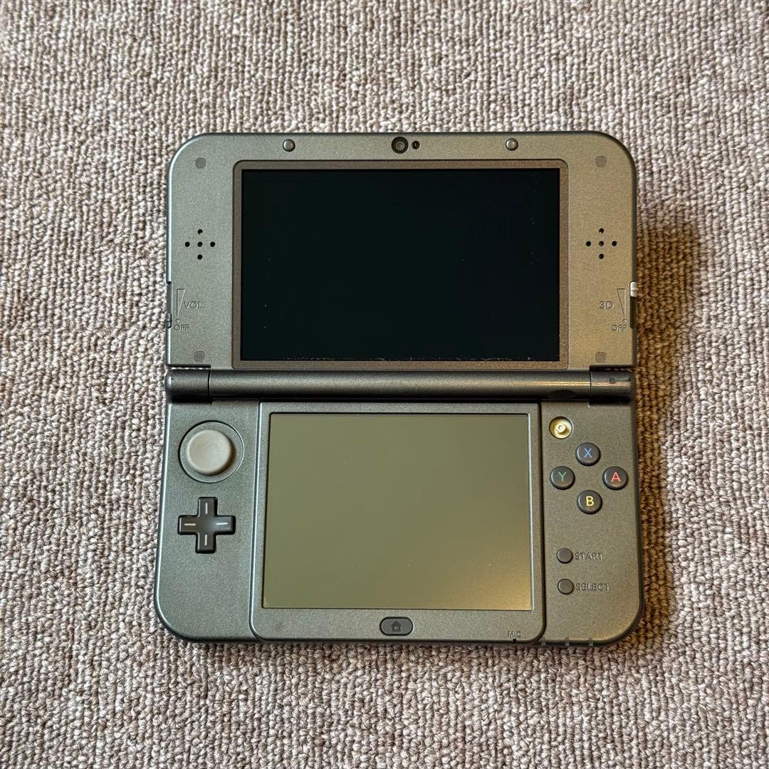 Newニンテンドー3DS LL モンスターハンター4G 上IPS搭載 3-022