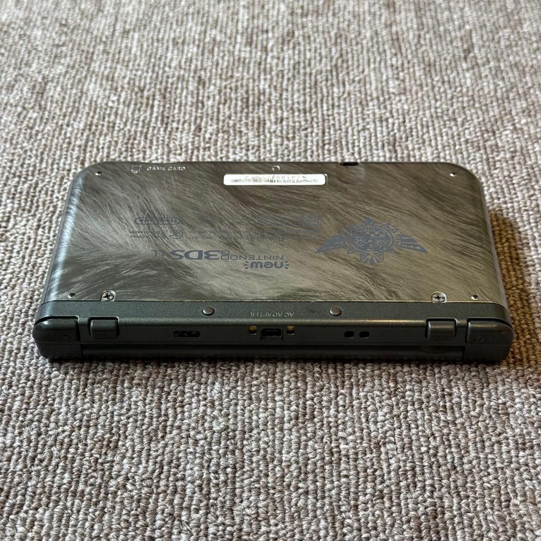 Newニンテンドー3DS LL モンスターハンター4G 上IPS搭載 3-022