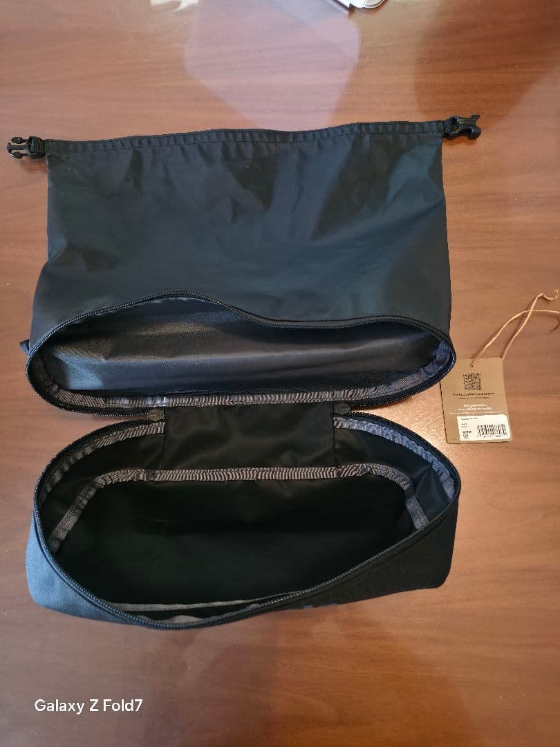 美品 パタゴニア ブラックホール MLC キューブ12L ブラック