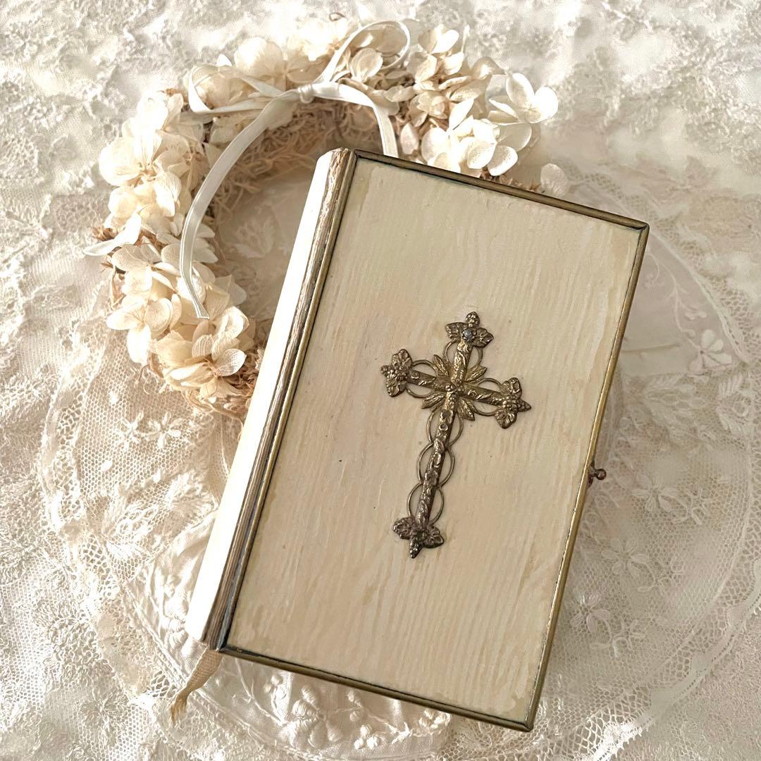 【 EH411 】アンティーク 祈祷書 聖書 ミセル バイブル 洋書 メダイ A