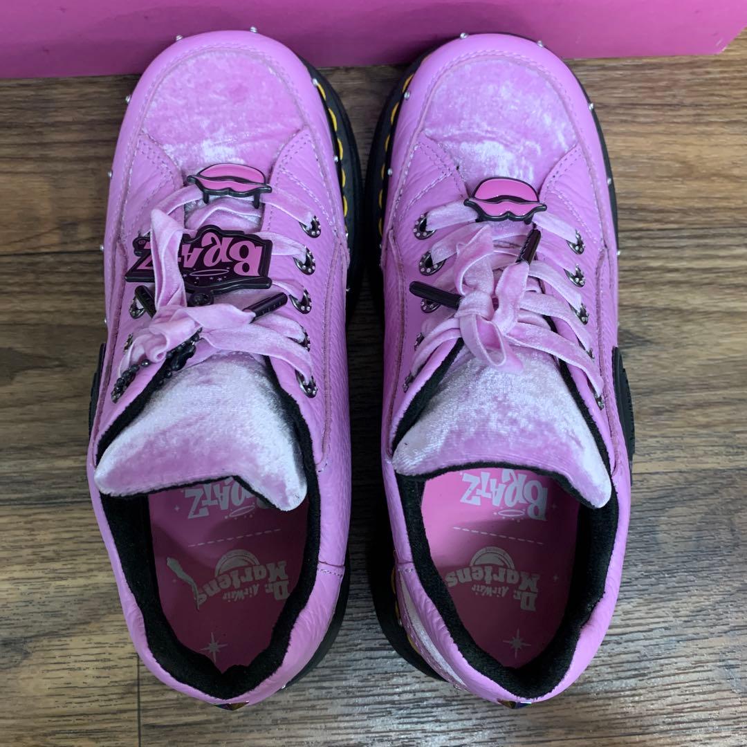 中古 Bratz × Dr.Martens Buzz 5 Hole Shoes