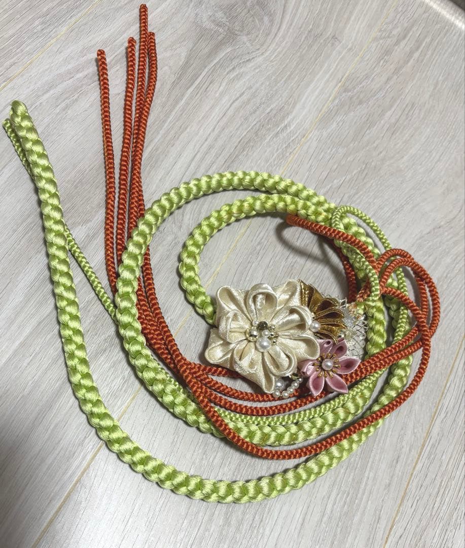 新品正絹振袖フルセット　王道古典柄　銀通し駒刺繍　成人式　緑