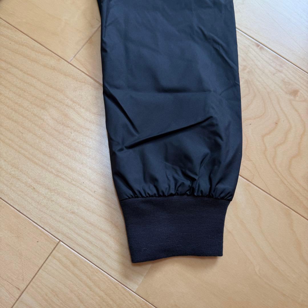 NIKEナイキ　ウィンドブレーカー　ウィンドランナー　上着　カーキ　黒　L 新品