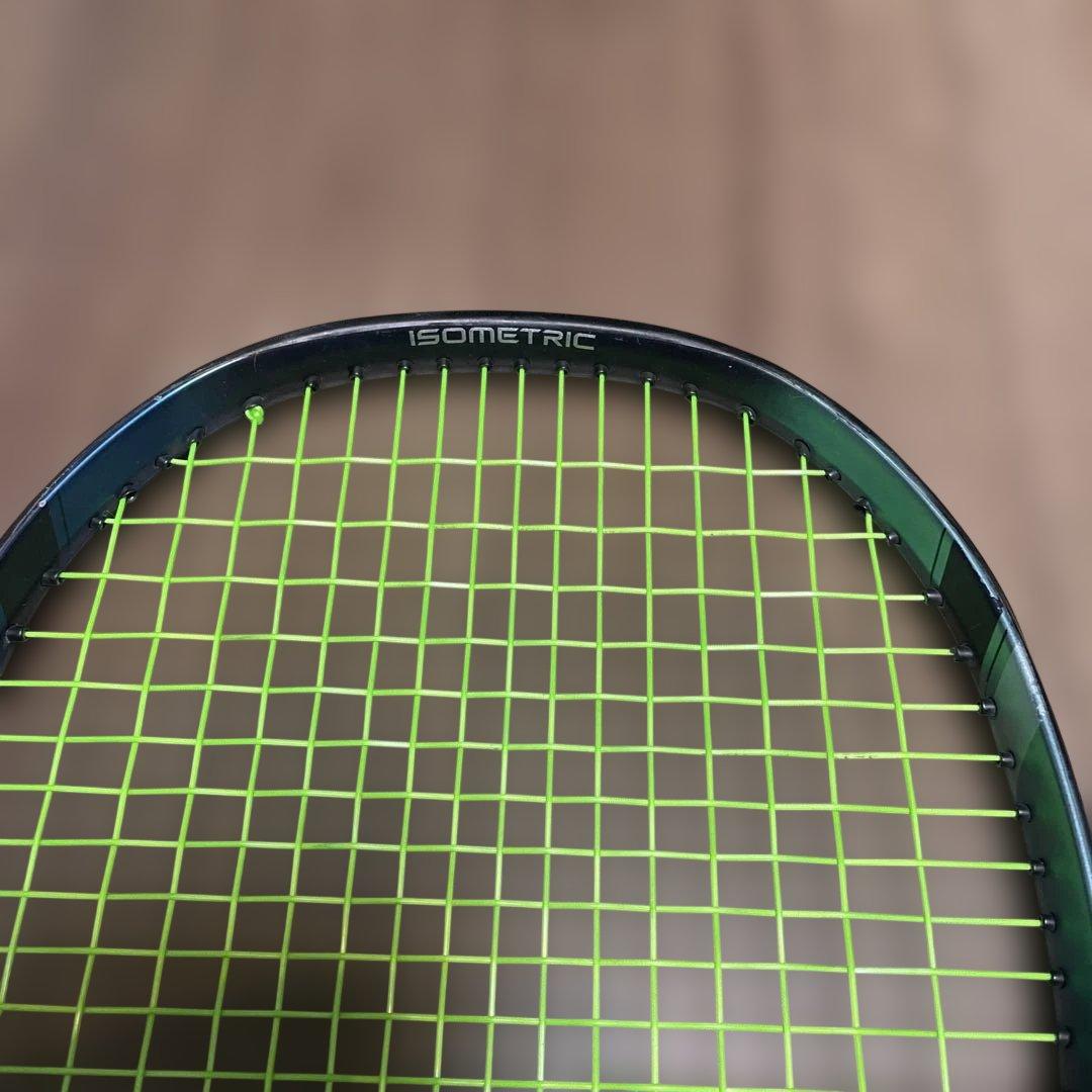 YONEX　EZONE100　2022モデル　G1、グリップテープおまけ