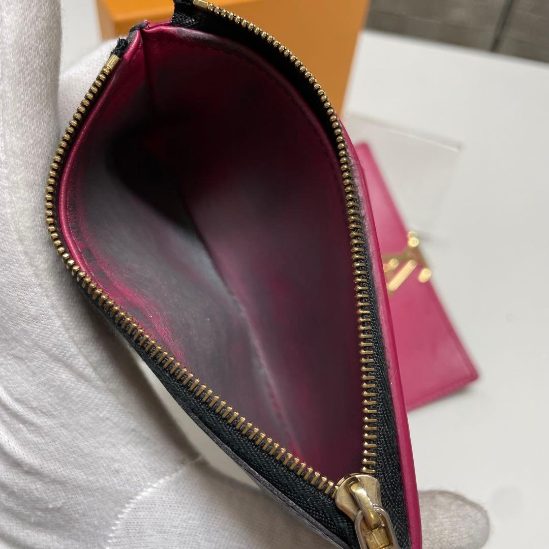 ミ*い様 LOUIS VUITTON カプシーヌ　三つ折り財布 ブラック