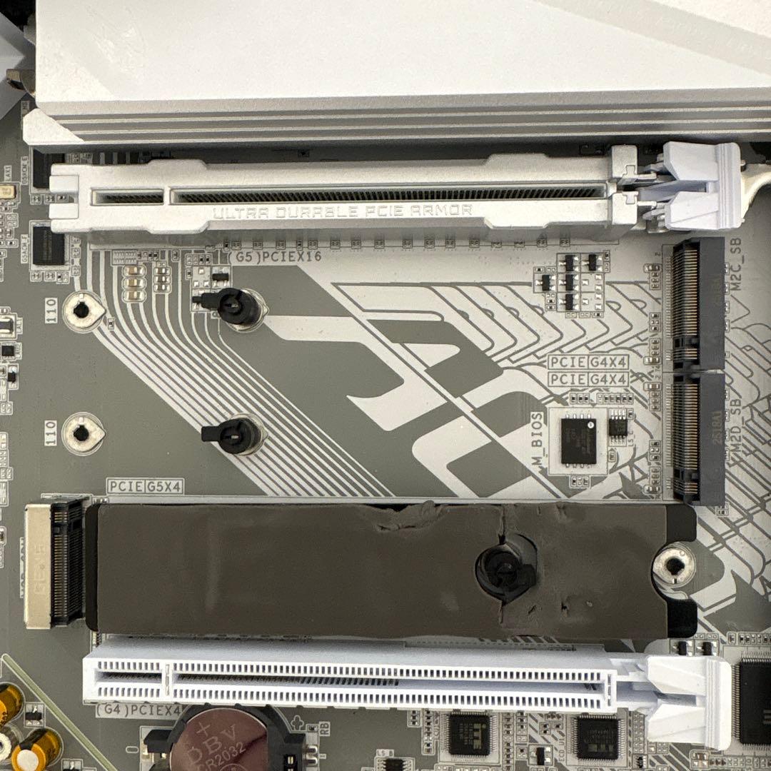 【美品】B850 AORUS STEALTH ICE (AM5 バックコネクタ）