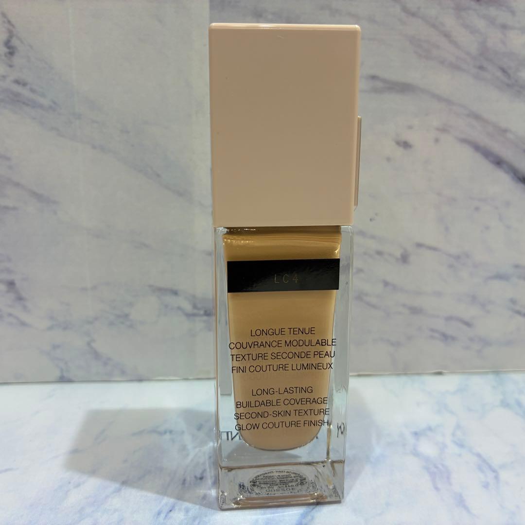 ♡【未使用】YSL　オールアワーズ リキッド グロウ　LC4