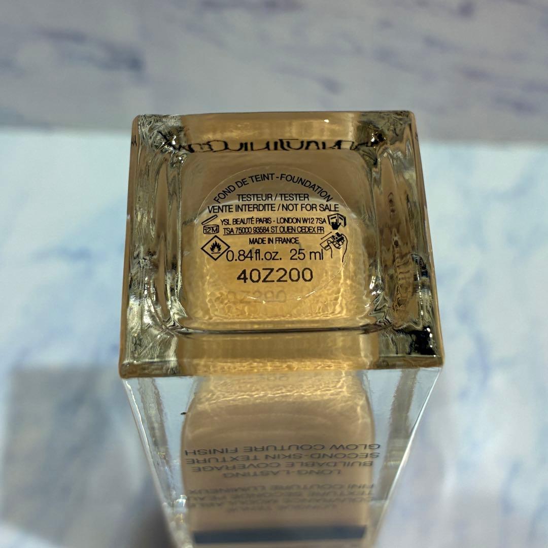 ♡【未使用】YSL　オールアワーズ リキッド グロウ　LC4