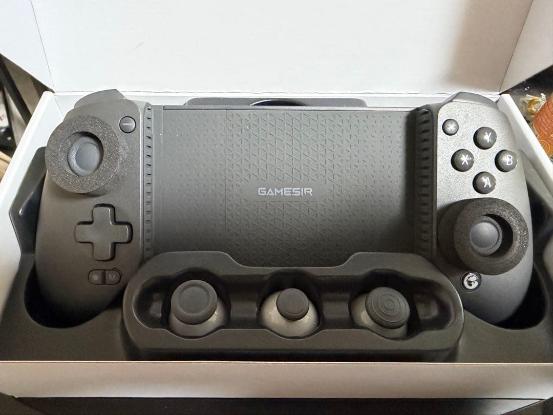 gamesir G8+コントローラー
