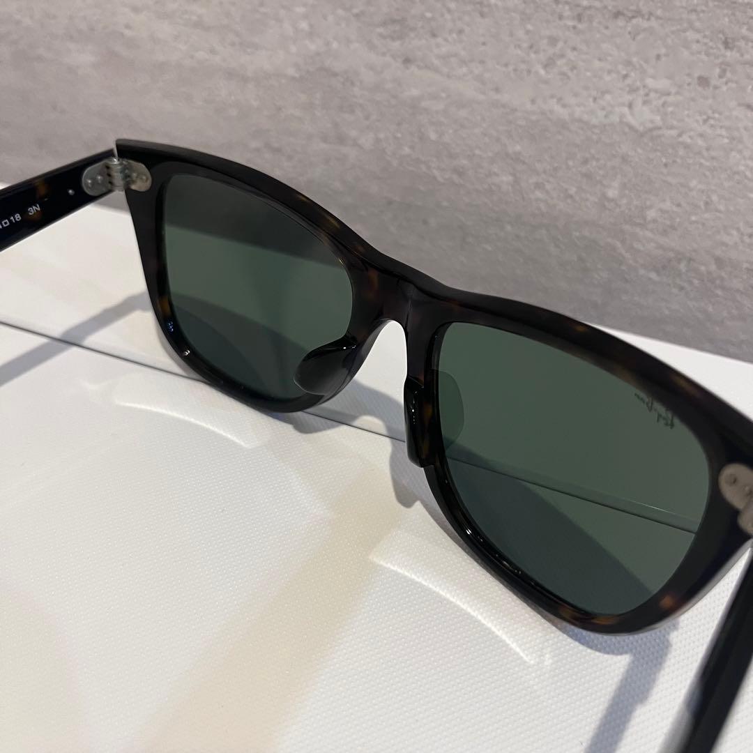 Ray-Ban サングラス Wayfarer RB 2140-F 902 54