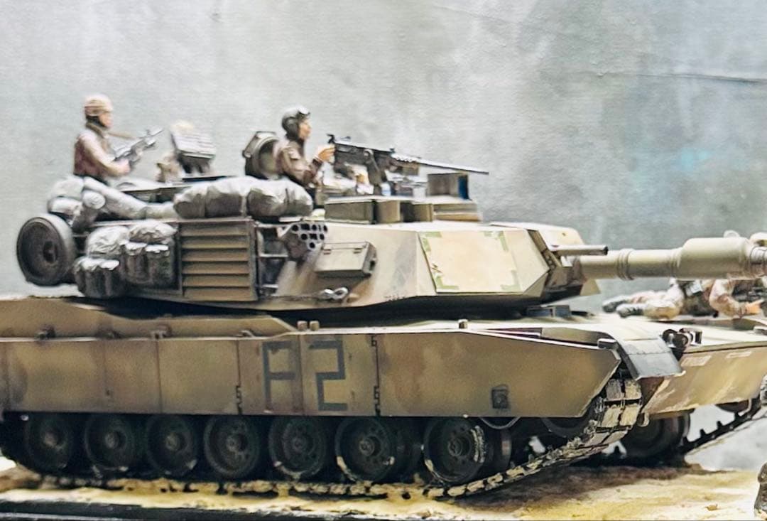 完成品プラモデルタミヤ他製1/35 スケールアメリカ陸軍戦車M1A2エイブラムス