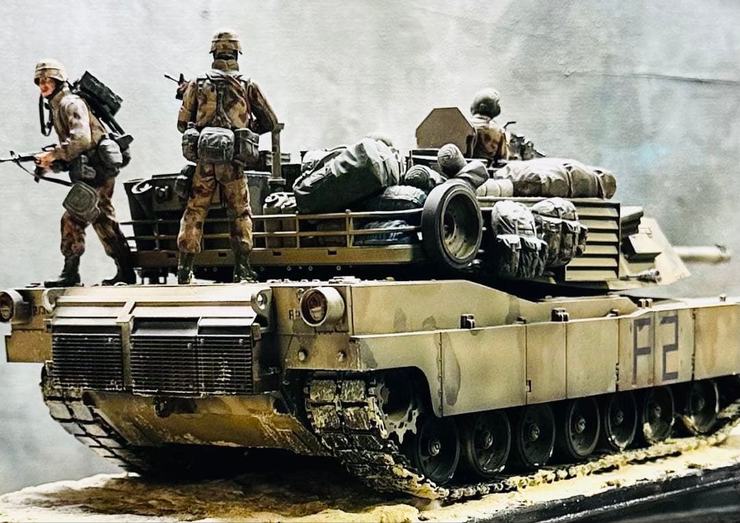 完成品プラモデルタミヤ他製1/35 スケールアメリカ陸軍戦車M1A2エイブラムス