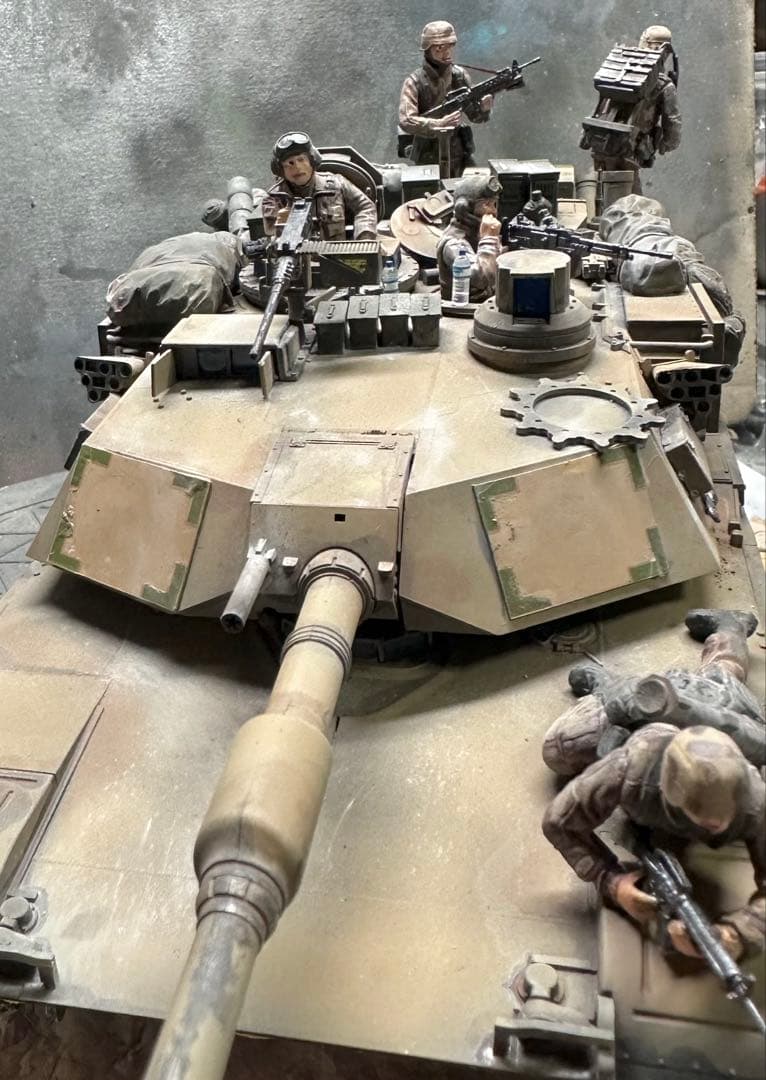 完成品プラモデルタミヤ他製1/35 スケールアメリカ陸軍戦車M1A2エイブラムス
