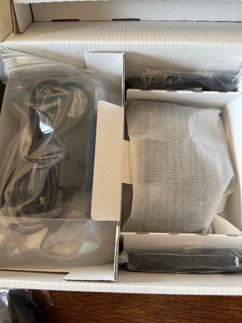 【動作確認済】【即配送可】Nintendo Switch 本体 + 付属品