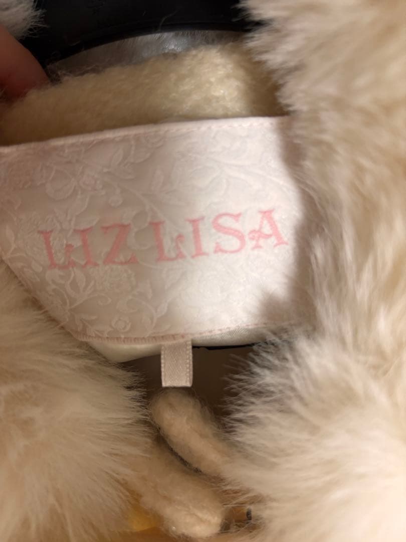 LIZLISA ビジューリボンミニ丈Aラインコート 白