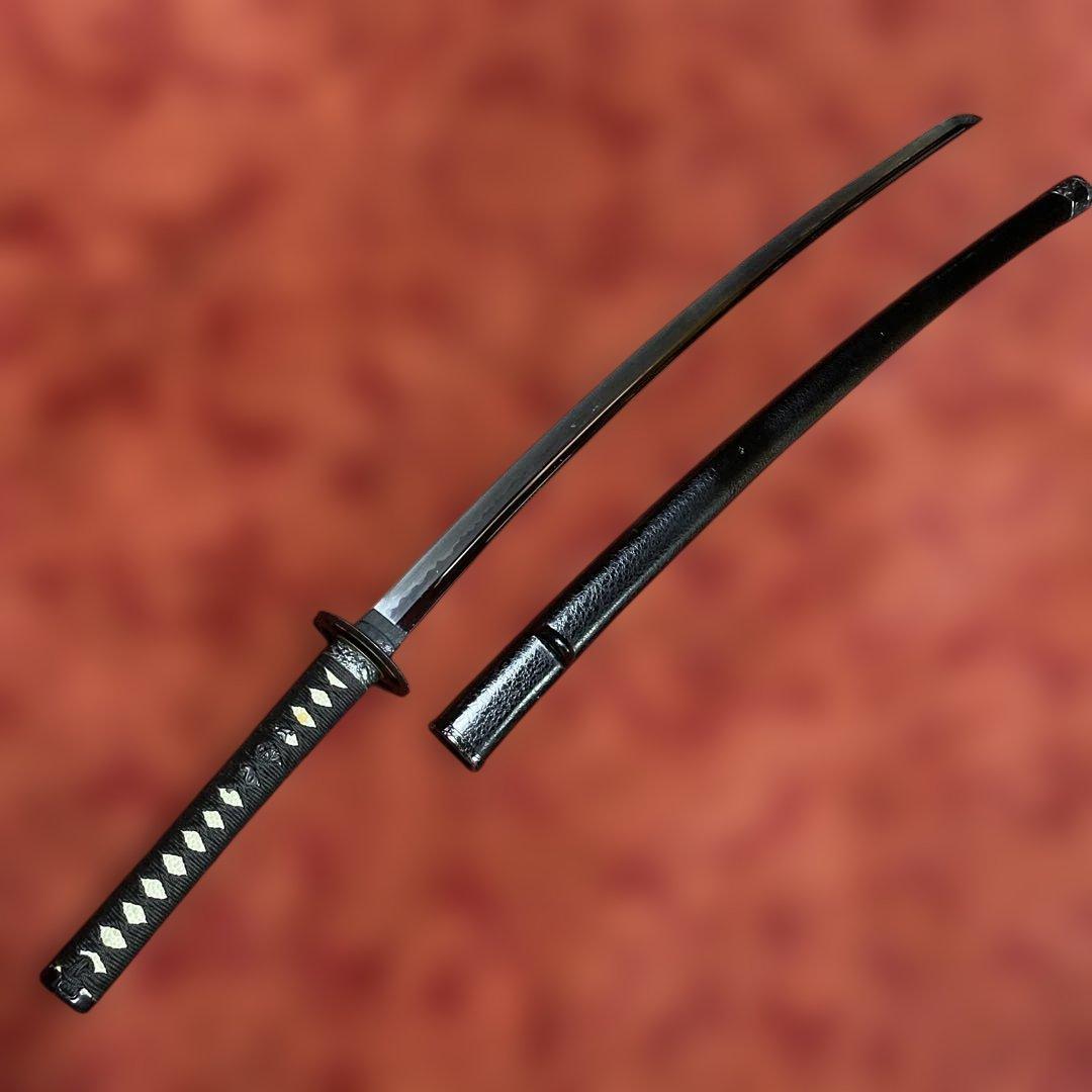 高級模造刀 武蔵拵え 黒柄 海鼠透し鍔 黒鱗鞘