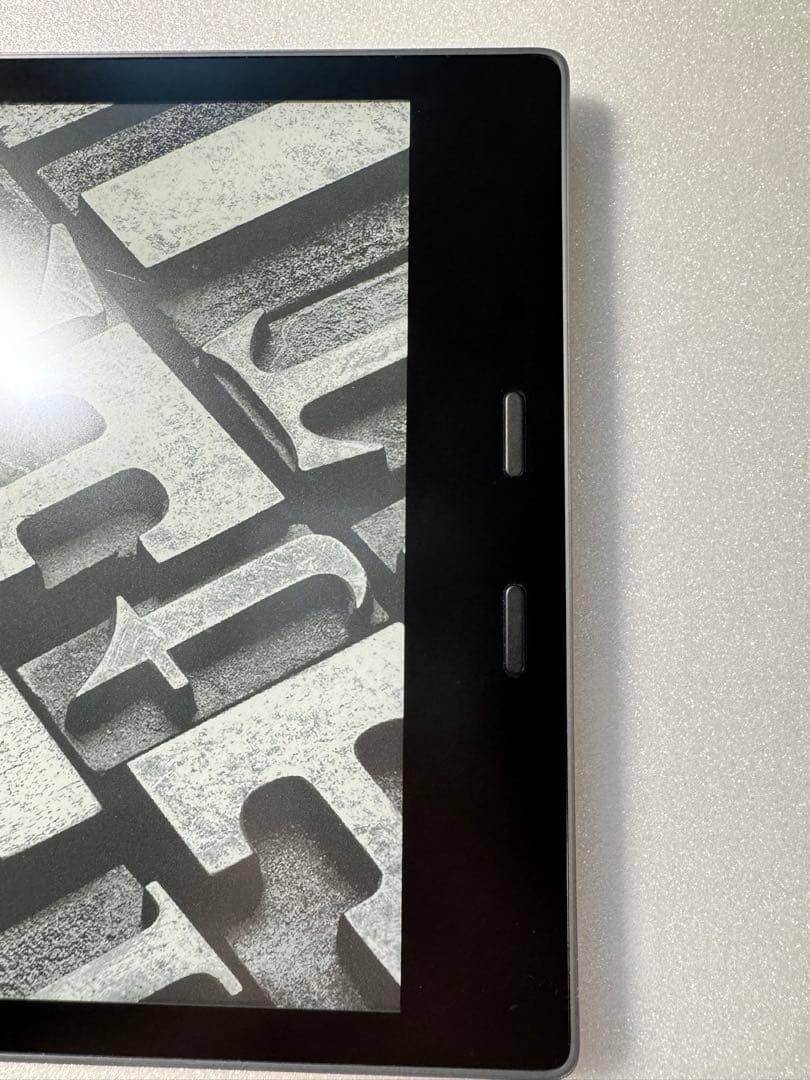 【Kindle oasis】8GB 広告なし第10世代 箱、ケーブルあり