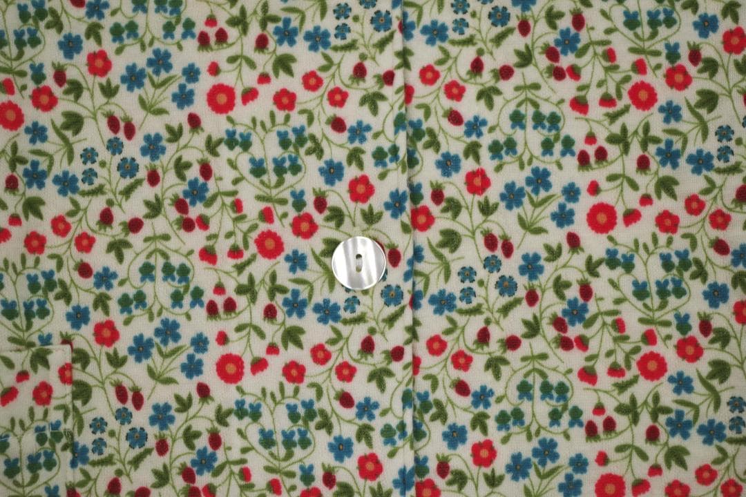 【新品】リバティ LIBERTY fabric　あったか中綿入りパジャマ（L）a