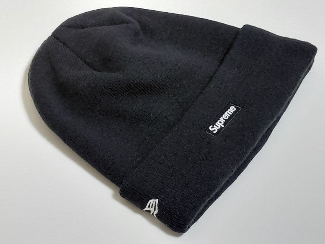極美品　Supreme × New Era　ツノ S Logo　Beanie　黒