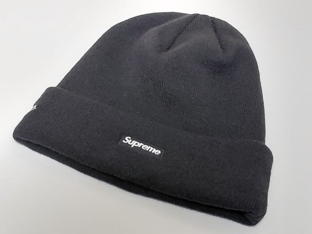 極美品　Supreme × New Era　ツノ S Logo　Beanie　黒