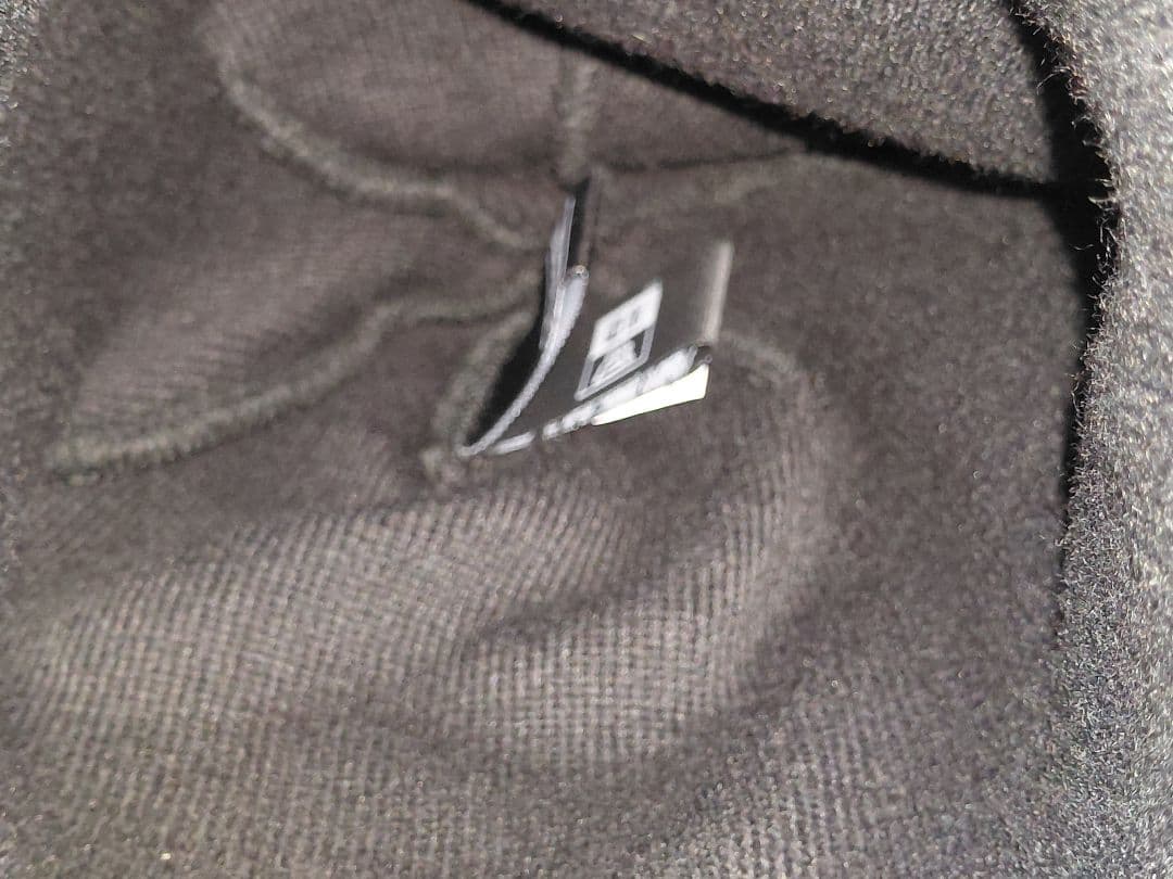極美品　Supreme × New Era　ツノ S Logo　Beanie　黒