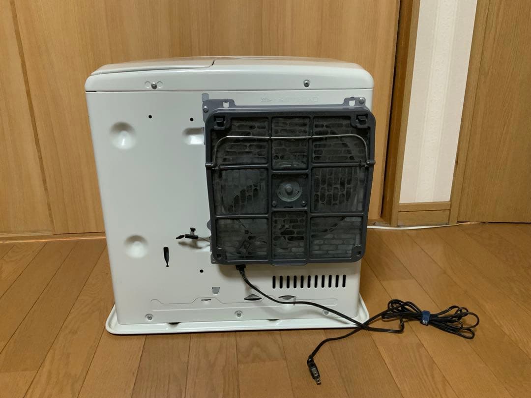 石油ファンヒーター　ダイニチＦＷ−５６８Ｌ