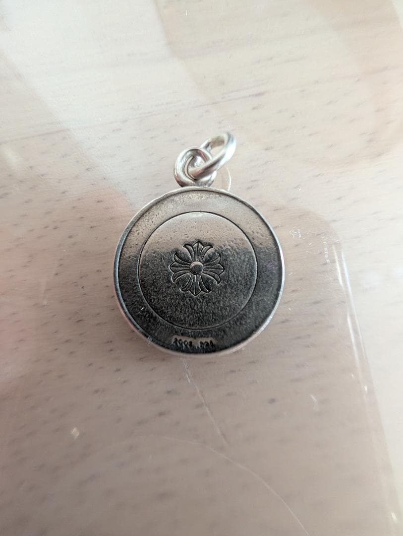 Chrome Hearts メダル型ネックレス