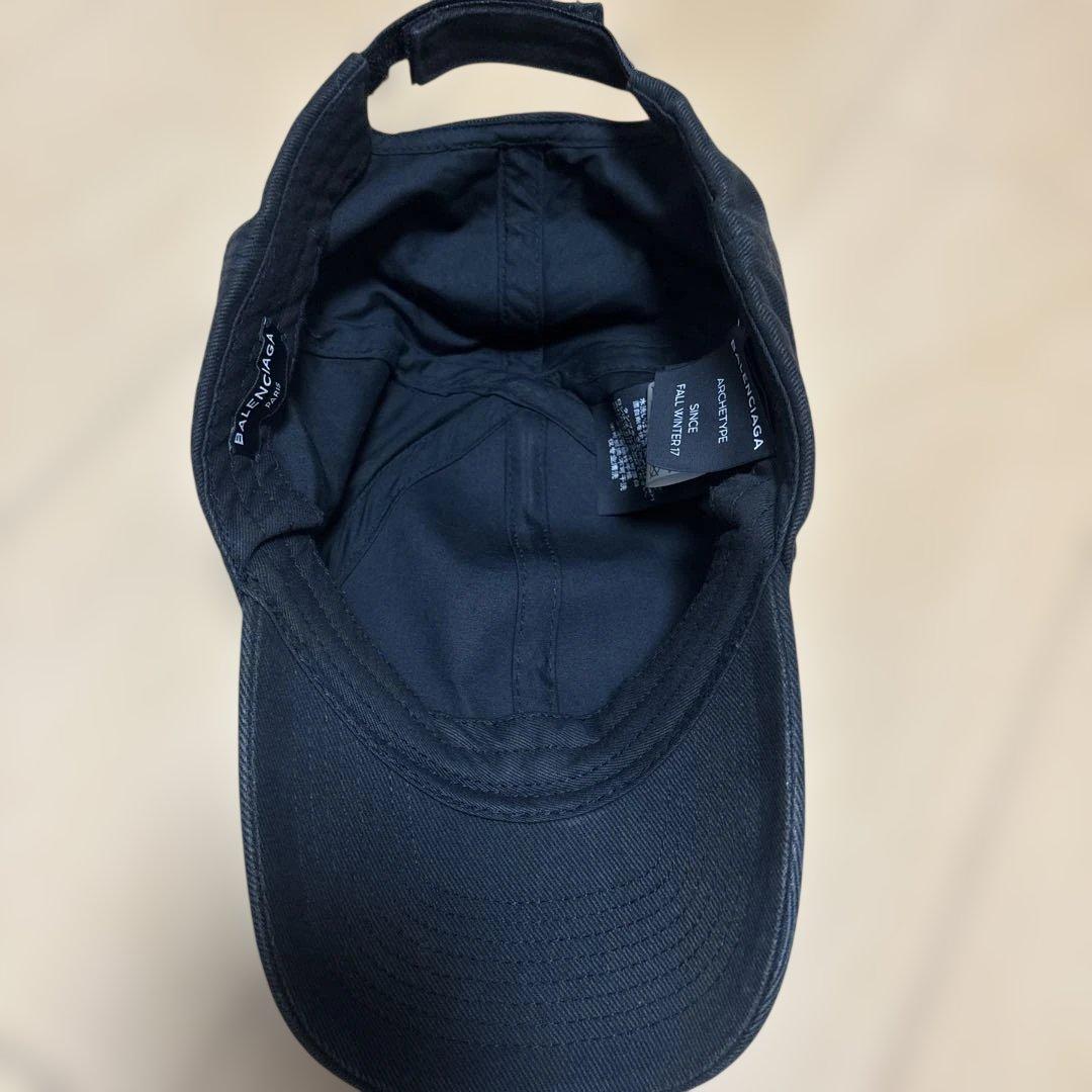BALENCIAGA ブラックキャップ FALL/WINTER 17