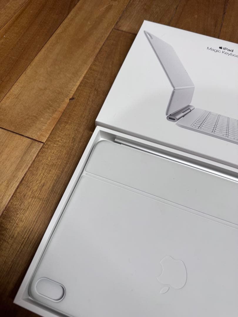 iPad air11インチ用 Magic Keyboad 現行品