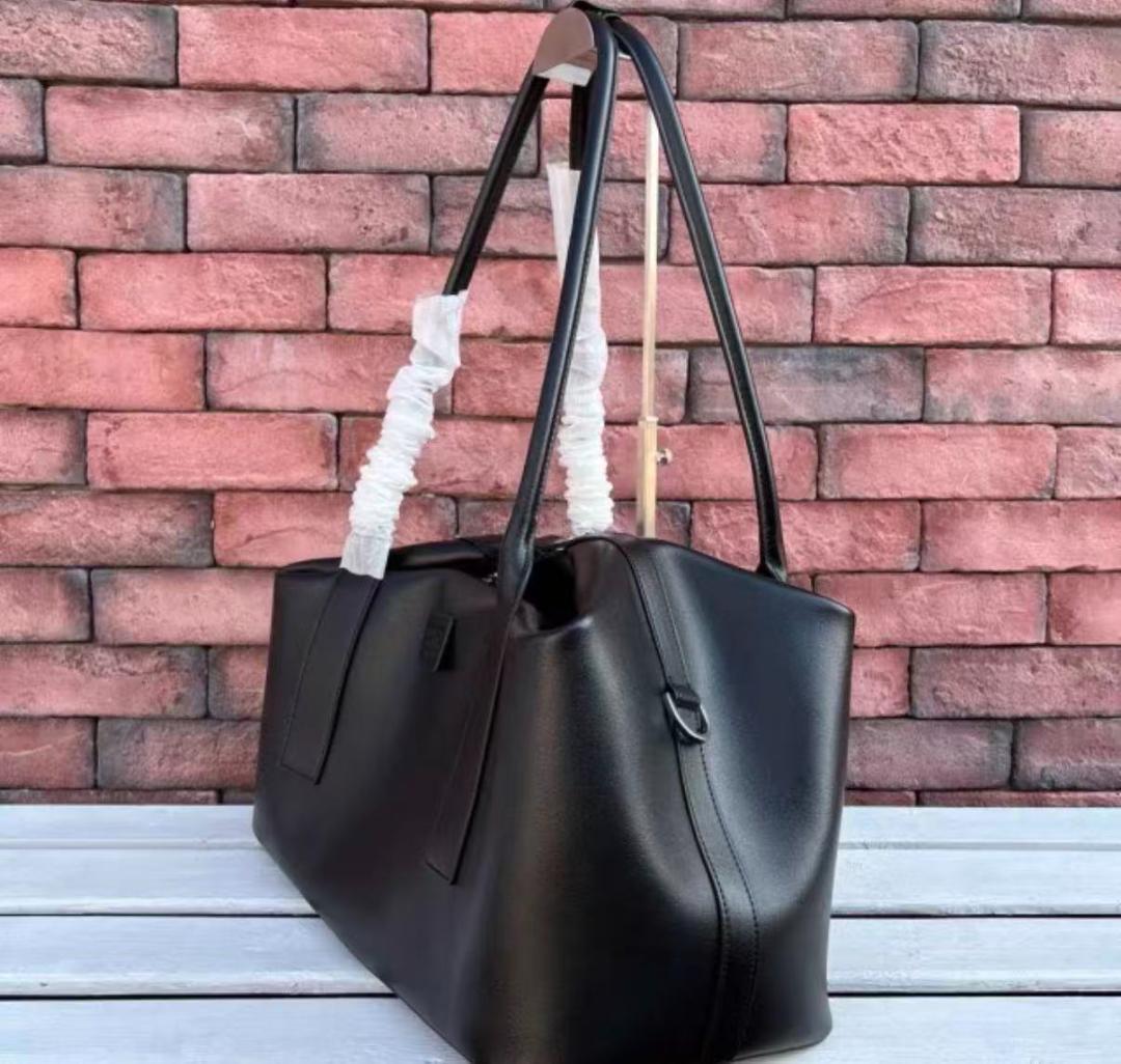 MM6 Maison Margielaブラックレザートートバッグ